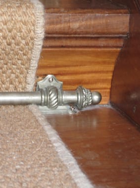 Vintage stair rod in brushed finish, ornate finial