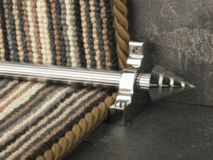 Arrow runner carpet rod, fluted rod design, arrow-shaped end, bracket, chrome
