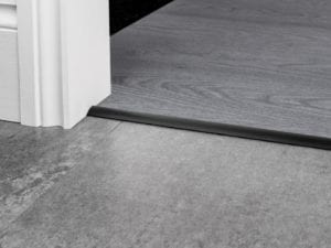 carpet bar for stick down carpet to LVT Premier Single 4 black