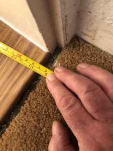 How to join up gap between wood step and carpet